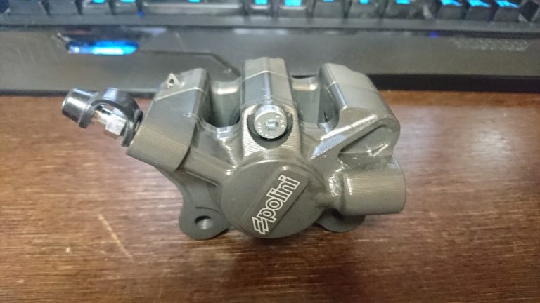 POLINI 削りだしキャリパー