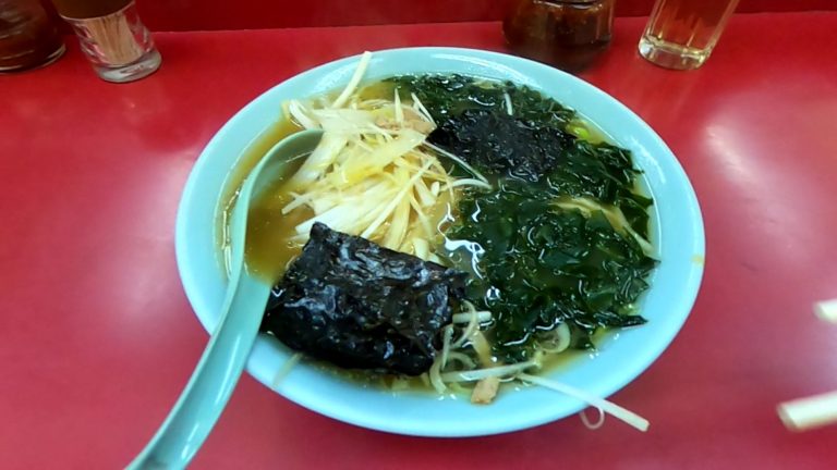 朝ラーできる店に20年以上通ってるよ？