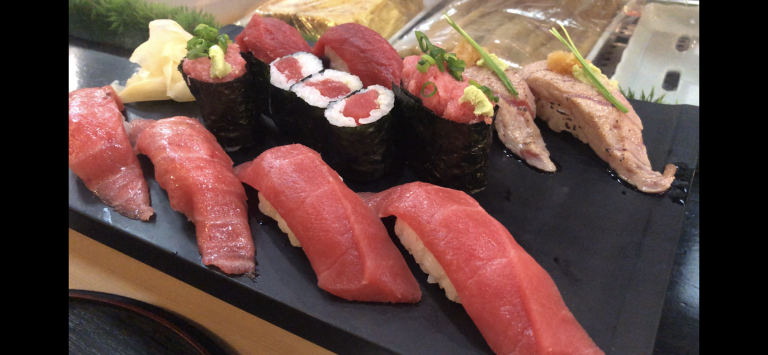 真夜中に寿司が食べたい時あるよね？