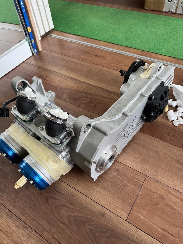 2FAST ツインシリンダーエンジン