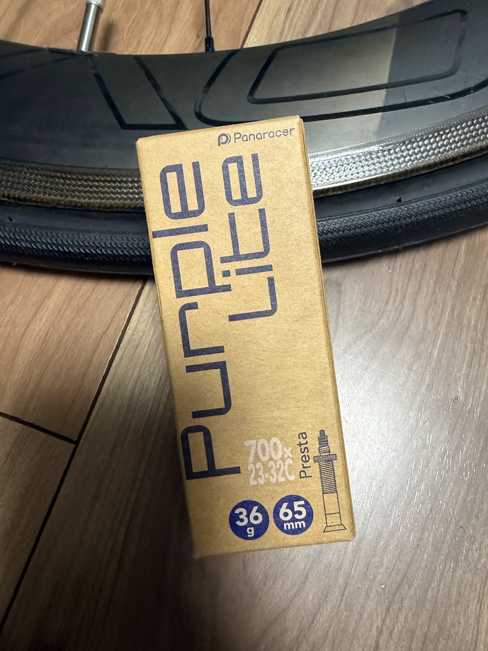 パナレーサーPURPLE LITE 700×23-32C 仏式65mm 36g